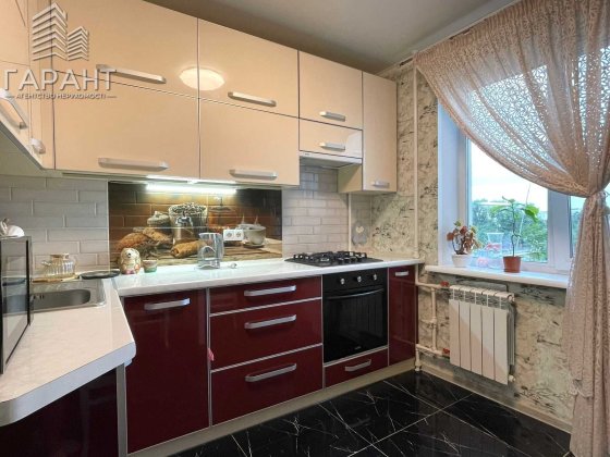 Продам 2-х кімнатну квартиру з ремонтом. Пр-кт М. Лушпи. Сумы