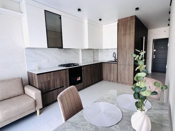 Продаж квартири біля озера ЖК Panorama de Luxe” Ровно