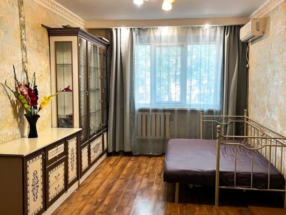Продам 3-к квартиру, вул. Алмазна 7, Алмазний, ремонт, паркомісце Полтава
