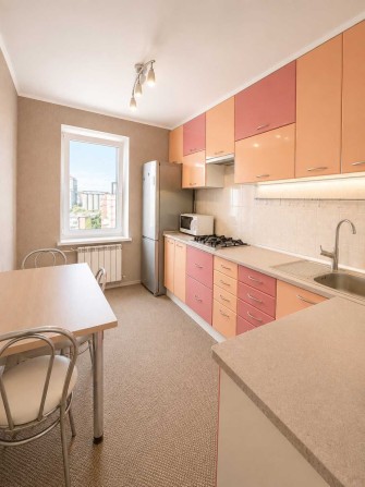 Продаж 3 кімнатної квартири з меблями ,Левада - фото 1