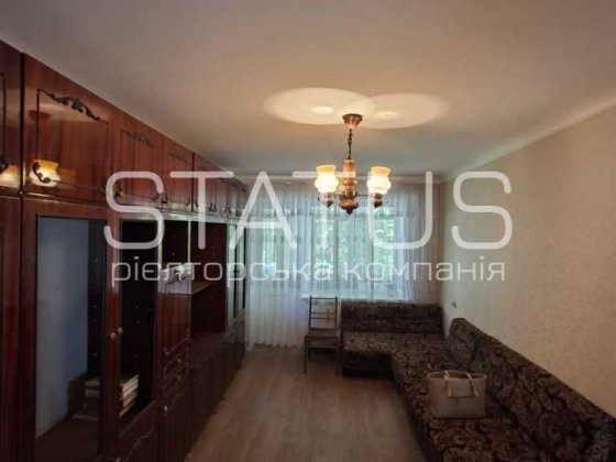код  17563 Трикімнатна квартира на 2-му поверсі Полтава