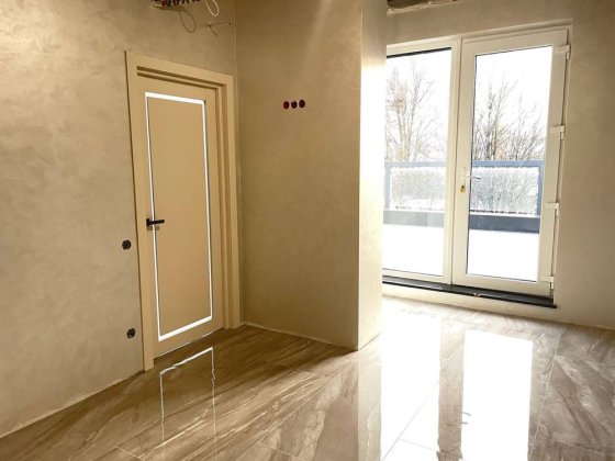 Продаж квартири з терасою!!! Ровно