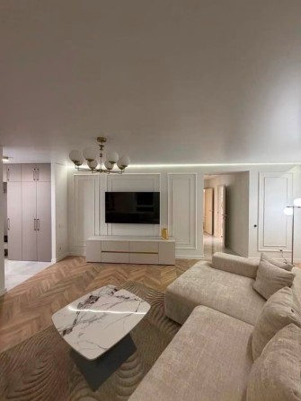 Продається 3 кімнатна квартира на пров. Галицький - фото 1