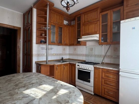 Продаж 3-квартири 70 кВ.в районі Чайки Рівне