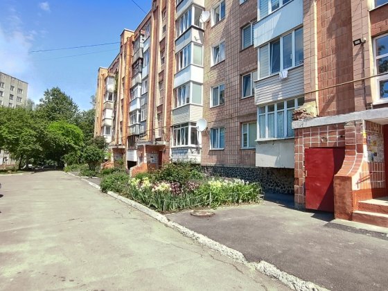 Продам 2-квартира ЧЕШКА( покращене планування) Ровно