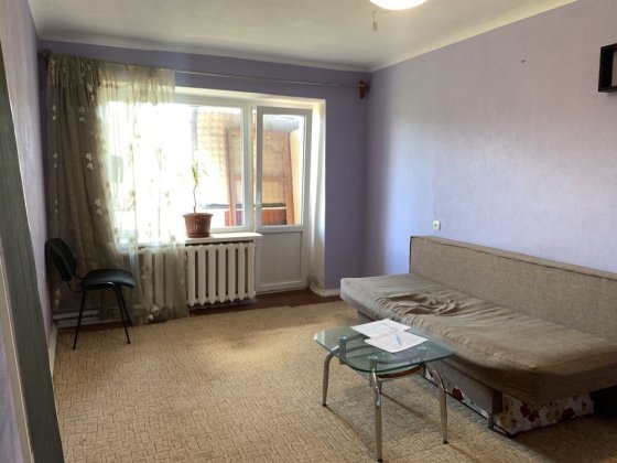 Продаж 1-кімнатної квартири, 3 поверх, центральна частина міста Полтава