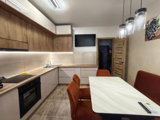 Продаж 1к з ремонтом на Виставці Хмельницький