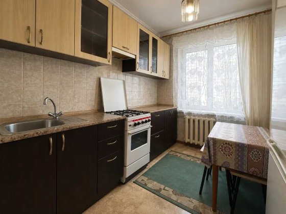 Продаж 3 кімнатної квартири Алмазний 3/9 №21365 Полтава
