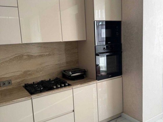Продаж 2 квартири на Інституцькій