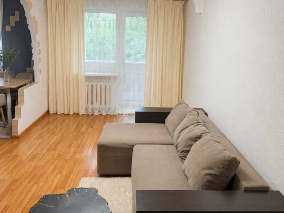 Продам затишну 2-кімнатну квартиру в центральній частині міста