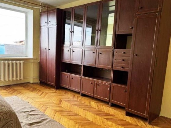 | Продаж 1-кімнатної квартири • Ювілейний • вільна Рівне