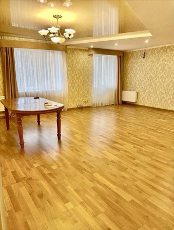 Трикімнатна квартира з автономним опаленням - фото 1