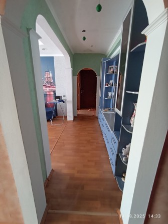 Продаж трикімнатної квартири - фото 1