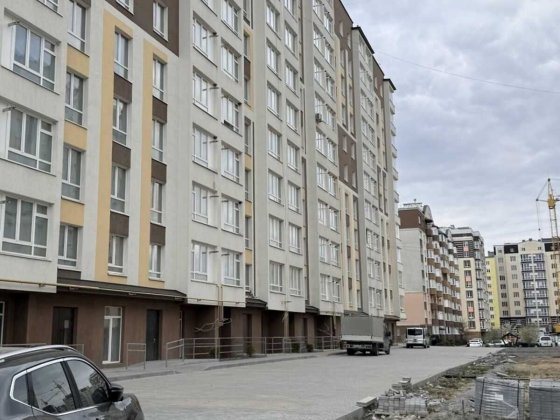 Продаж 1к квартири на виставці дешевше ніж в забудовника!!! Хмельницкий
