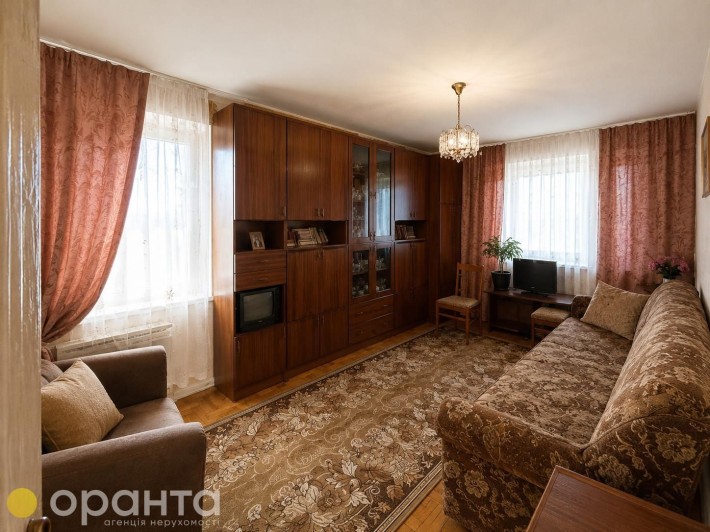 Продається 2-кімнатна квартира на вул. Коновальця - фото 1
