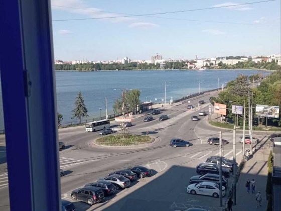 Продається двокімнатна квартира з ремонтом. Тернополь