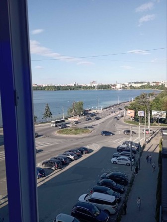 Продається двокімнатна квартира з ремонтом. - фото 1