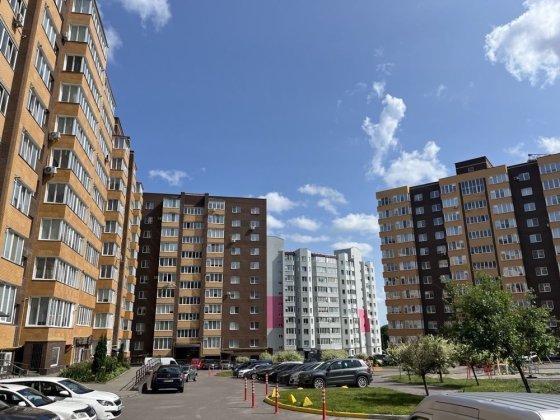 Продам 1-кім квартиру 51 кв.м. Автономне опалення Ровно