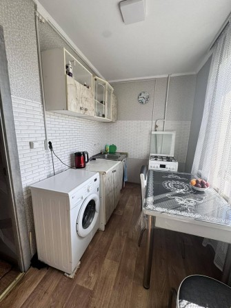 1к Виставка, замінена електрика, зроблено ремонт меблі залишаються. Мініипльне оформлення, є торг 45 - фото 1