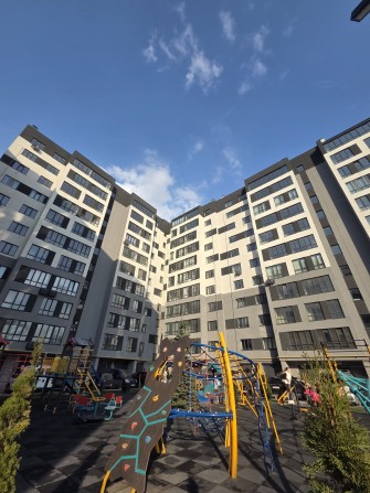 Продаж 2к квартири ЖК Автобіографія Виставка Озерна - фото 1