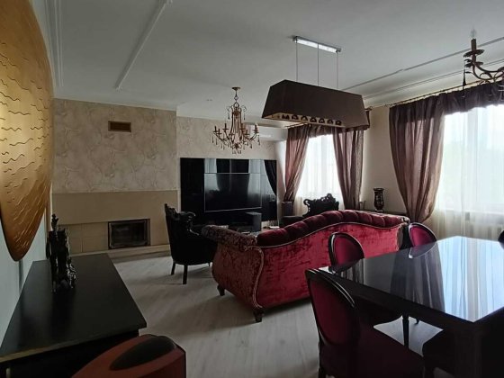Продаж 4к квартири 130.8 кв. м на вул. Пилипчука/Центр Хмельницький
