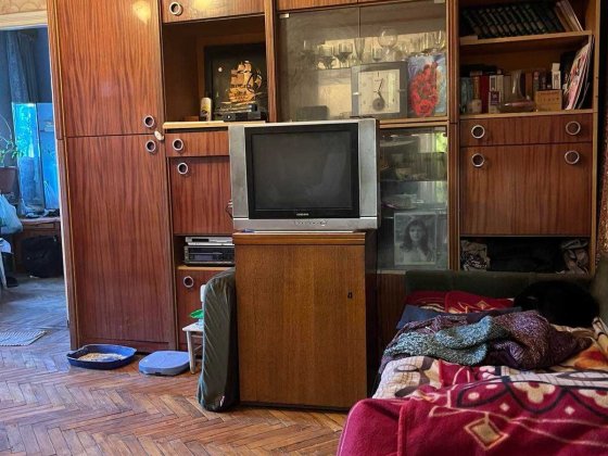 42986 Низ ринку 2к квартира під ремонт в самому центрі міста Хмельницкий