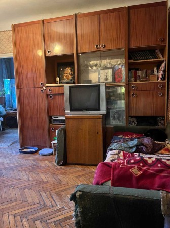 42986 Низ ринку 2к квартира під ремонт в самому центрі міста - фото 1