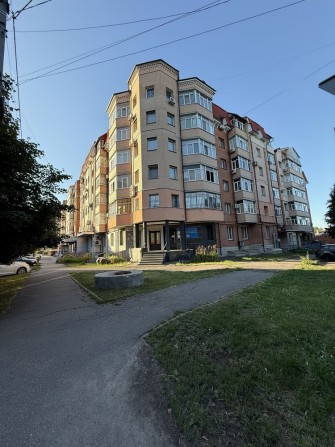 Продам 3-х кімнатну, затишну квартиру в історичному центрі Полтави, з індивідуальним опаленням, комф - фото 1