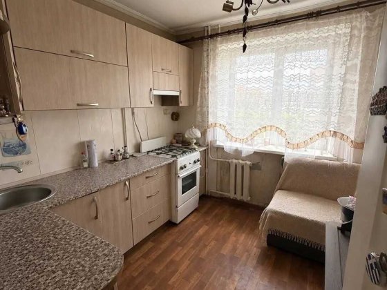 Двокімнатна квартира, Мотель Полтава