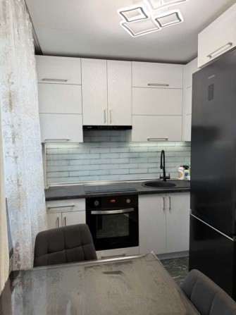 3к.квартира, Алазний, цегла, 60м2, меблі+техніка, ГРИВНІ ТАК - фото 1