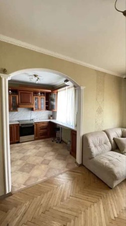 Продаж 4-к квартири просп.  Володимира Івасюка 42б - фото 1