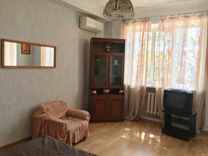 Продаж затишної двокімнатної квартира 58 м². вул. Матвійчука. - фото 1