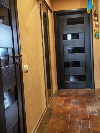 Продам 2 кімнатну квартиру в новобудові  в центрі з АО - фото 1