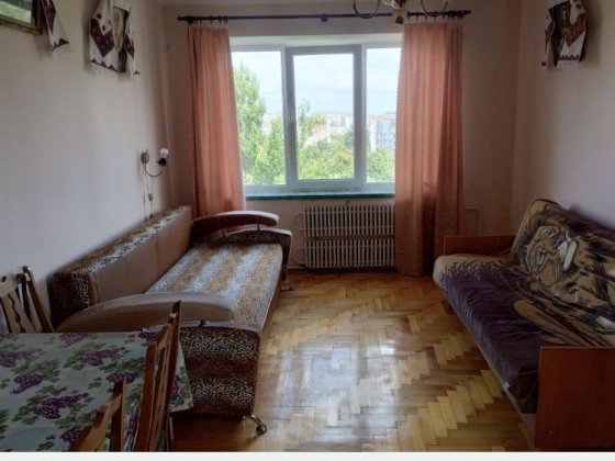 Продається 1 кімнатна  квартира на вулиці Киівська Тернополь