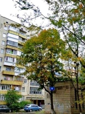 Продаж 1-к квартири вул. Андрія Мельника 8 - фото 1