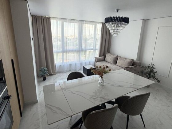 Продаж 3к квартири 100 кв. м на просп. Бандери Степана Тернополь