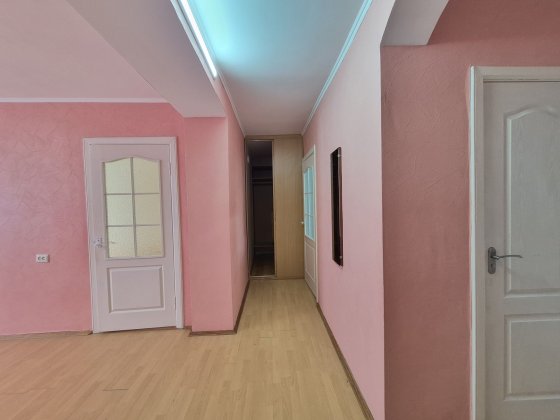 3-кімнатна квартира, Автовокзал Рівне