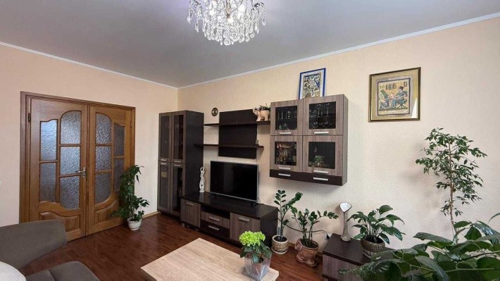 Продам доглянуту трикімнатну квартиру 65.7м². Р-н Північний - фото 1