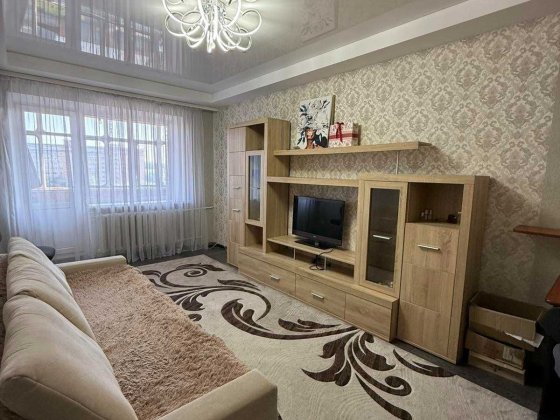 45203 Продаж 2к на Виставці , гарний стан , топ локація Хмельницкий