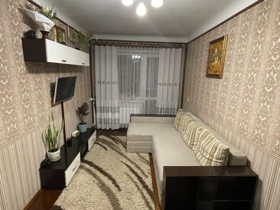 Продаж / Квартира з автономним опаленням  /  Центр, Рівне Рівне