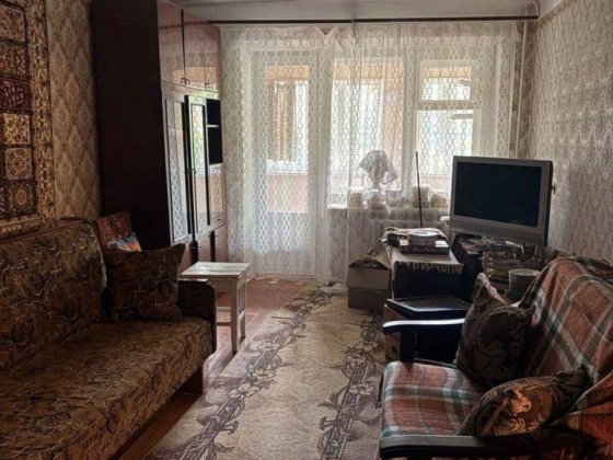 2-к на Подолі в цегляному будинку 50 кв/м Полтава