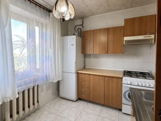 Продаж трикімнатної квартири. Акваарена. 11 школа Полтава
