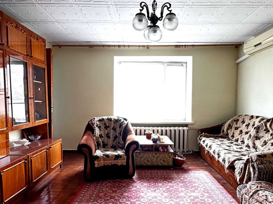 Продам 2к квартиру . Кирпичный дом. Бериславское шоссе. Херсон