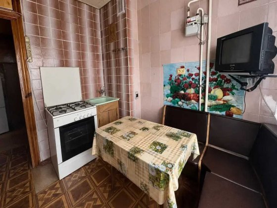 Продаж 2 кім. квартири 3/9 Левада №21618 Полтава