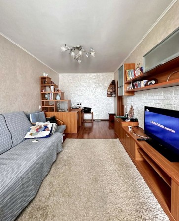 Продам 2кк . Таврический. С мебелью и техникой - фото 1