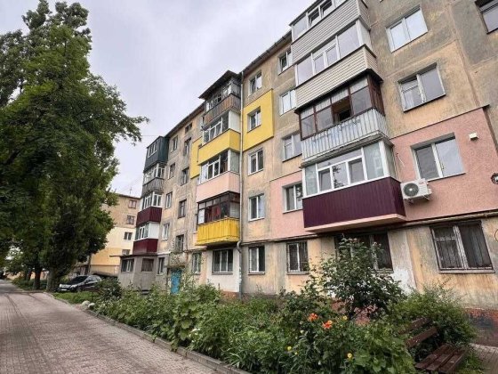 Продаж 2к кв 2/5 поверх вул. Охтирська 17 600$ єВідновлення - ТАК Суми