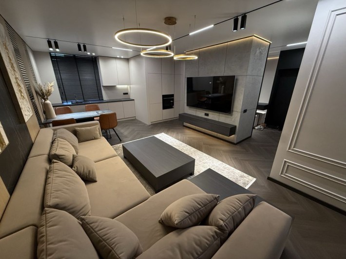 ‼️Центр‼️  2к квартира в новобудові, 61 м², дизайнерський ремонт - фото 1