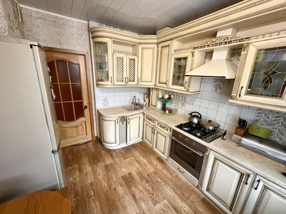Продаж 4-х кімнатної квартири | 2-й поверх | пр. Лушпи р-н Берізки