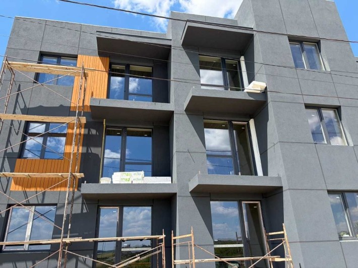 Продам 2 км квартиру в Новому дворі Автономне газове опалення - фото 1