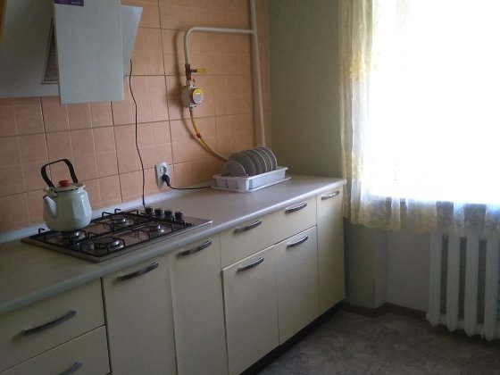 Продам 1 кімн. квартиру район залізничного вокзалу Херсон
